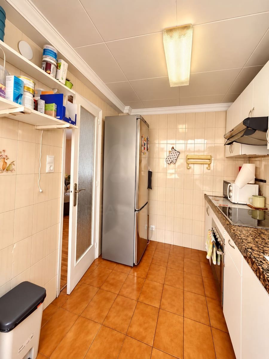3 sovrum Lägenhet till salu i Sabadell - 159 500 € (Ref: 10168064)