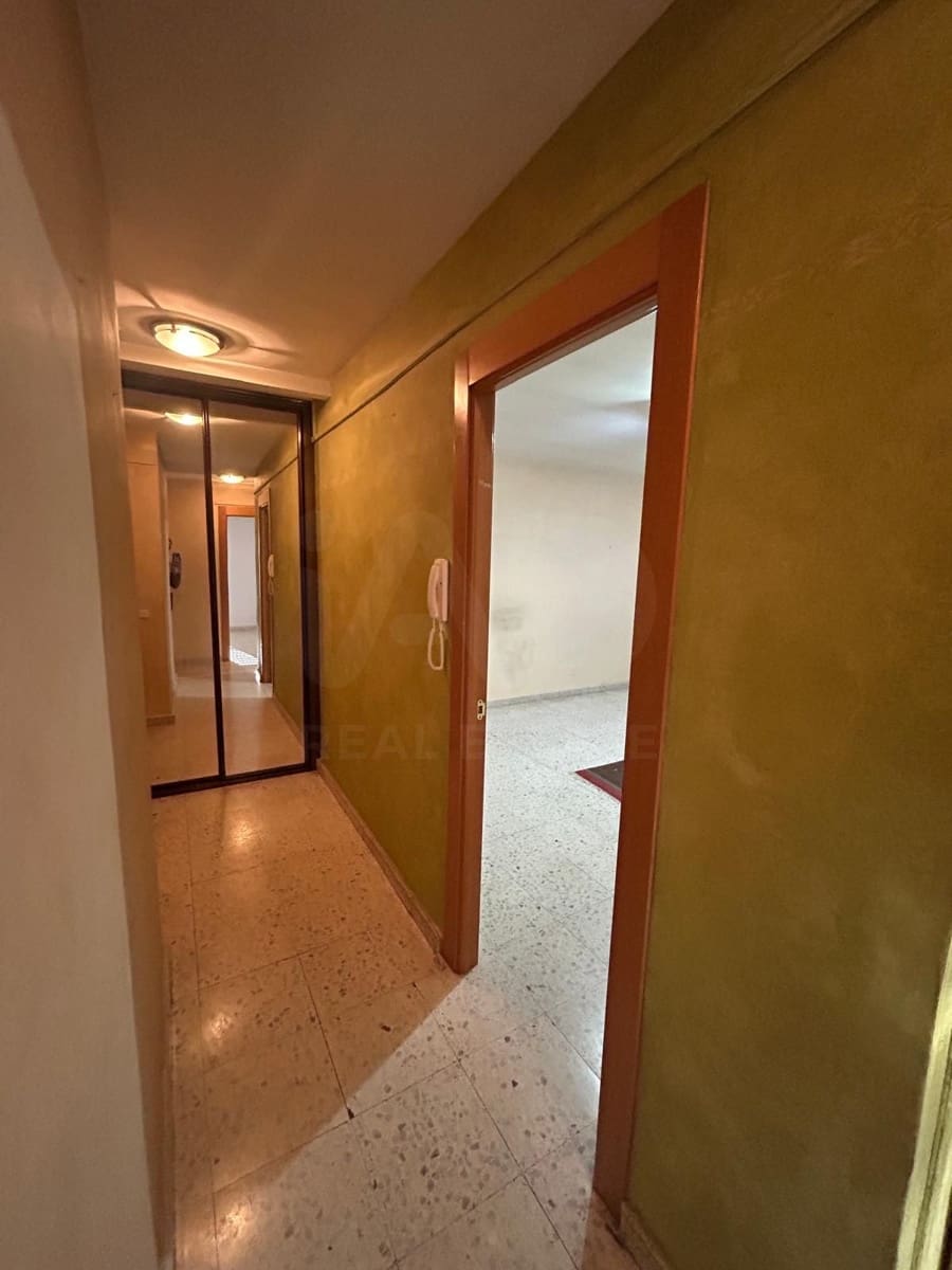 3 bedroom Apartment for sale in Mansilla de las Mulas - € 50,000 (Ref: 10168067)
