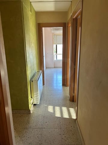 3 slaapkamer Appartement te koop in Mansilla de las Mulas - € 50.000 (Ref: 10168067)