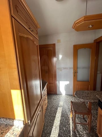 3 slaapkamer Appartement te koop in Mansilla de las Mulas - € 50.000 (Ref: 10168067)