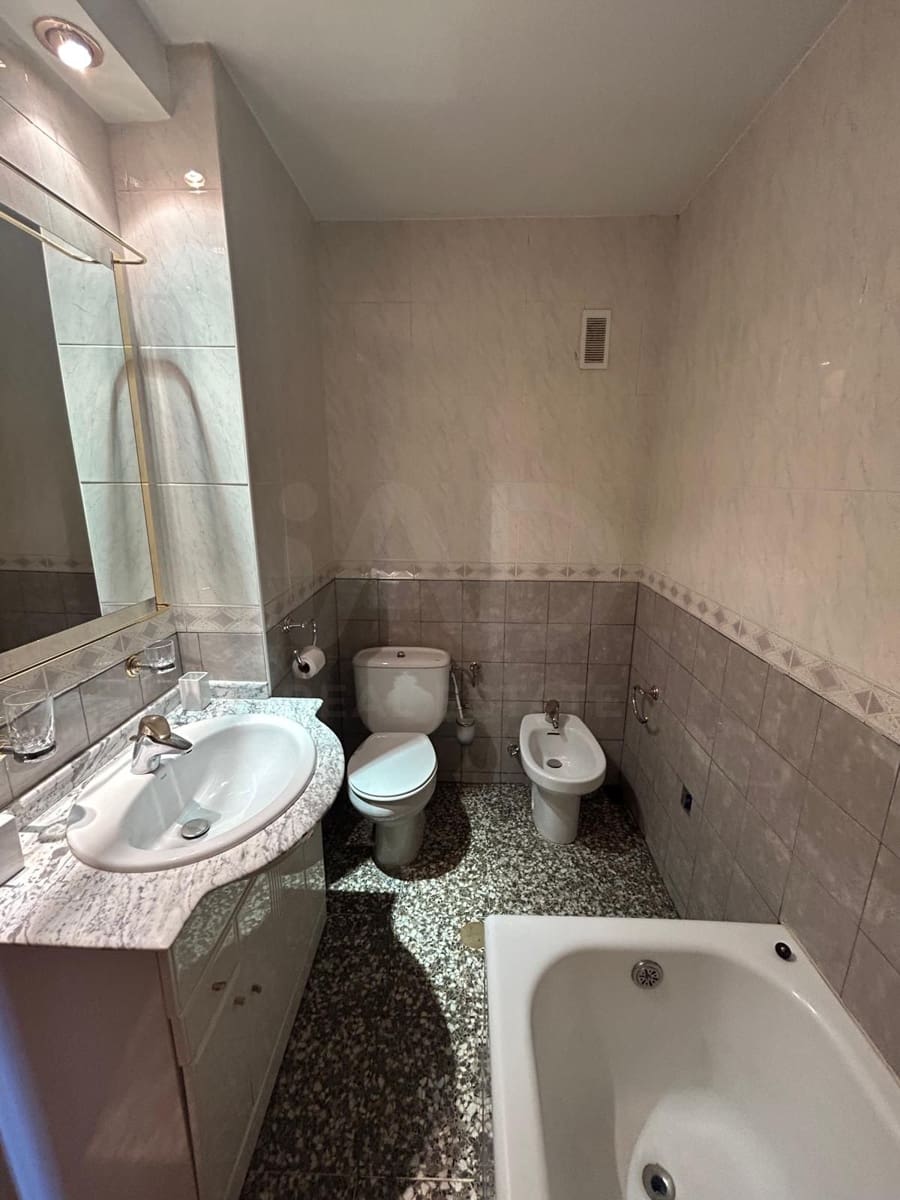 3 bedroom Apartment for sale in Mansilla de las Mulas - € 50,000 (Ref: 10168067)