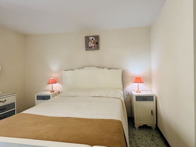 4 slaapkamer Rijtjeshuis te koop in Cervià de les Garrigues met garage - € 125.000 (Ref: 10168068)