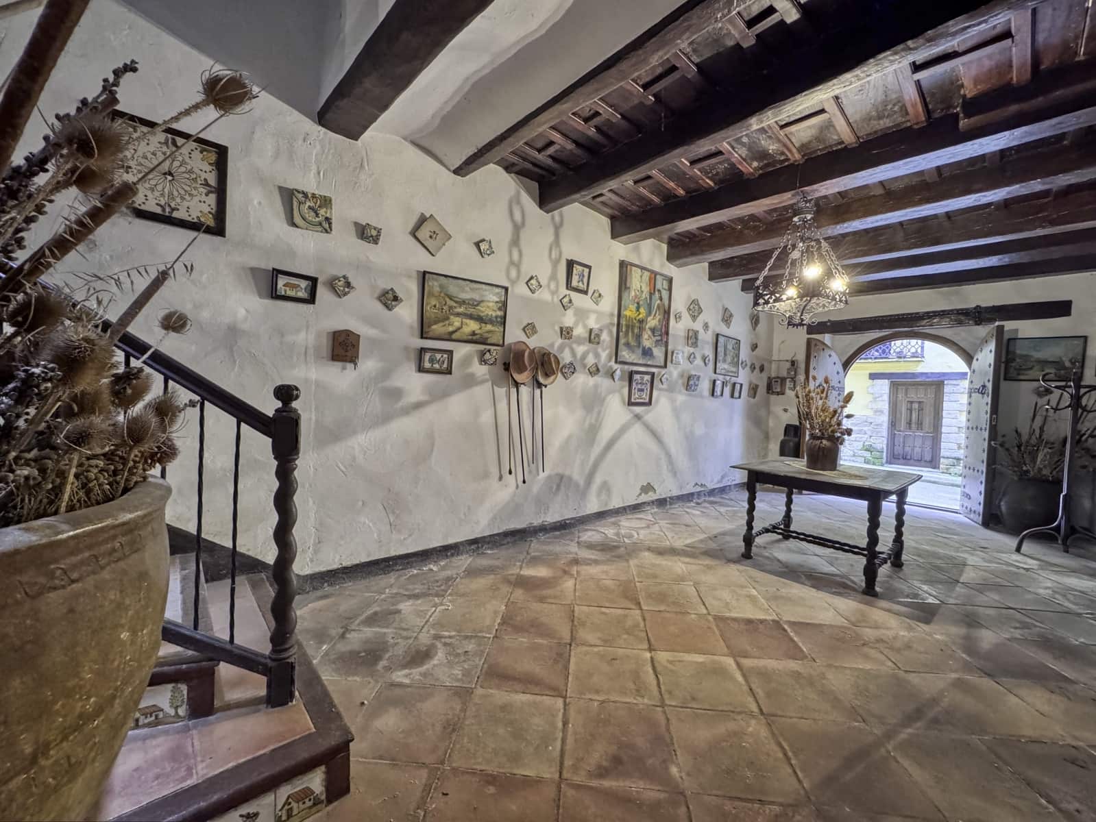 6 bedroom Townhouse for sale in Rubielos de Mora with garage - € 195,000 (Ref: 10168070)