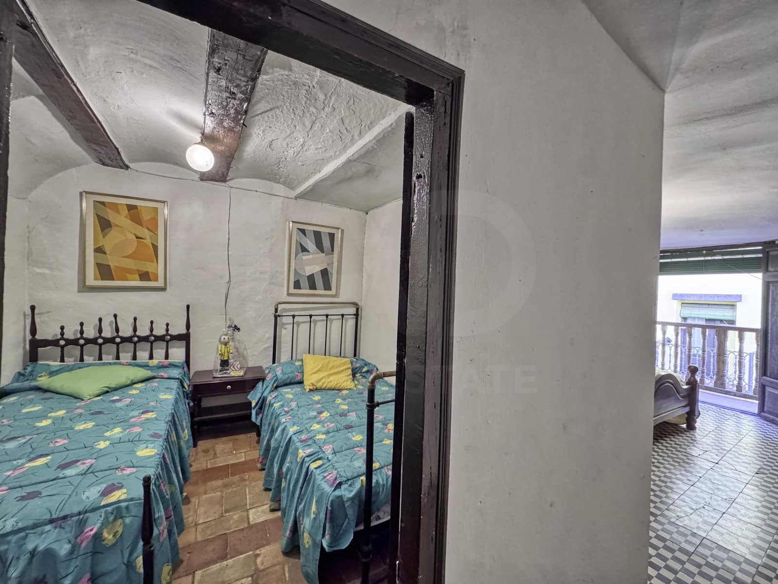 6 bedroom Townhouse for sale in Rubielos de Mora with garage - € 195,000 (Ref: 10168070)