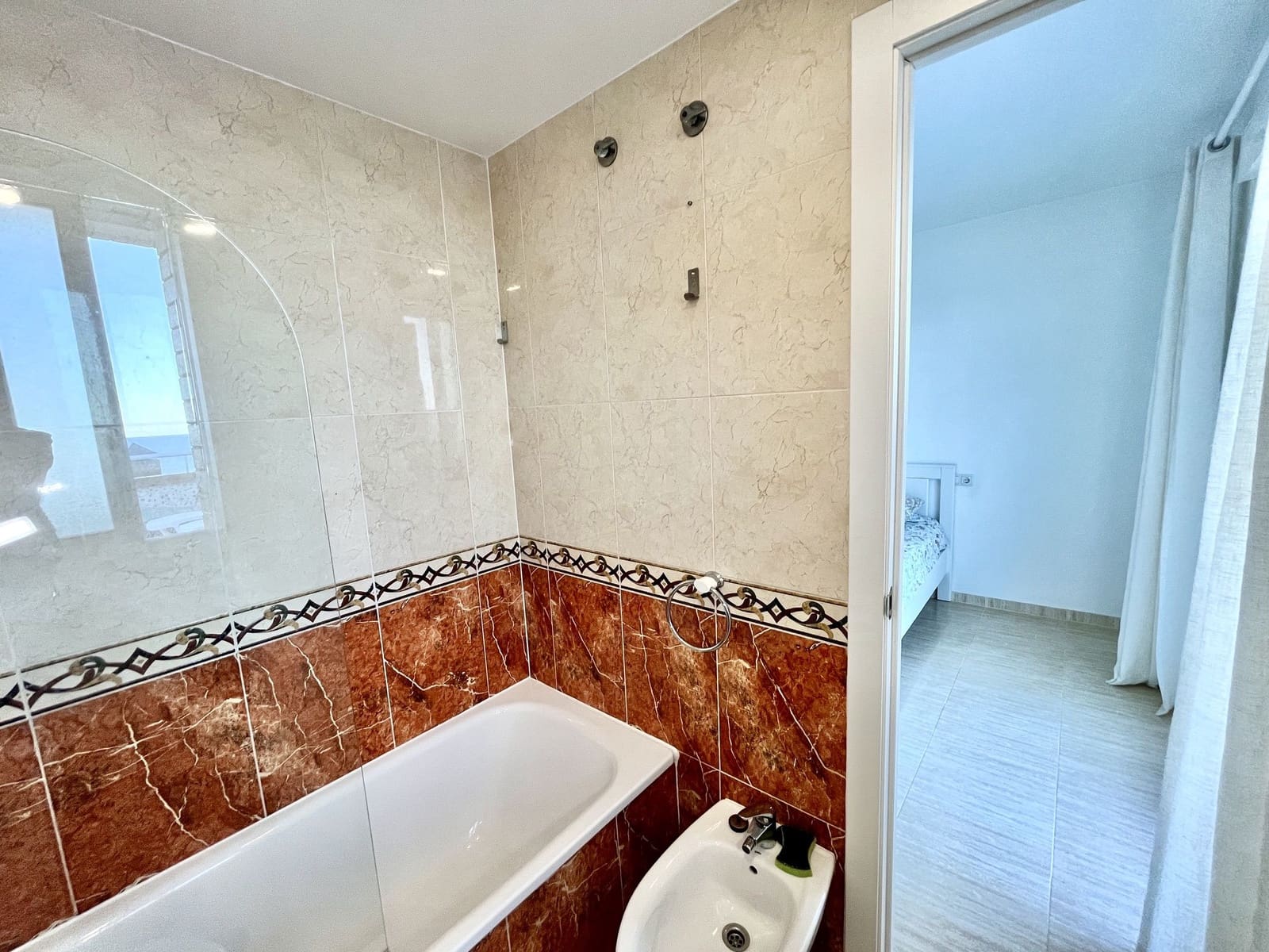 2 bedroom Apartment for sale in Oropesa  with pool garage - € 329,000 (Ref: 10168499)
