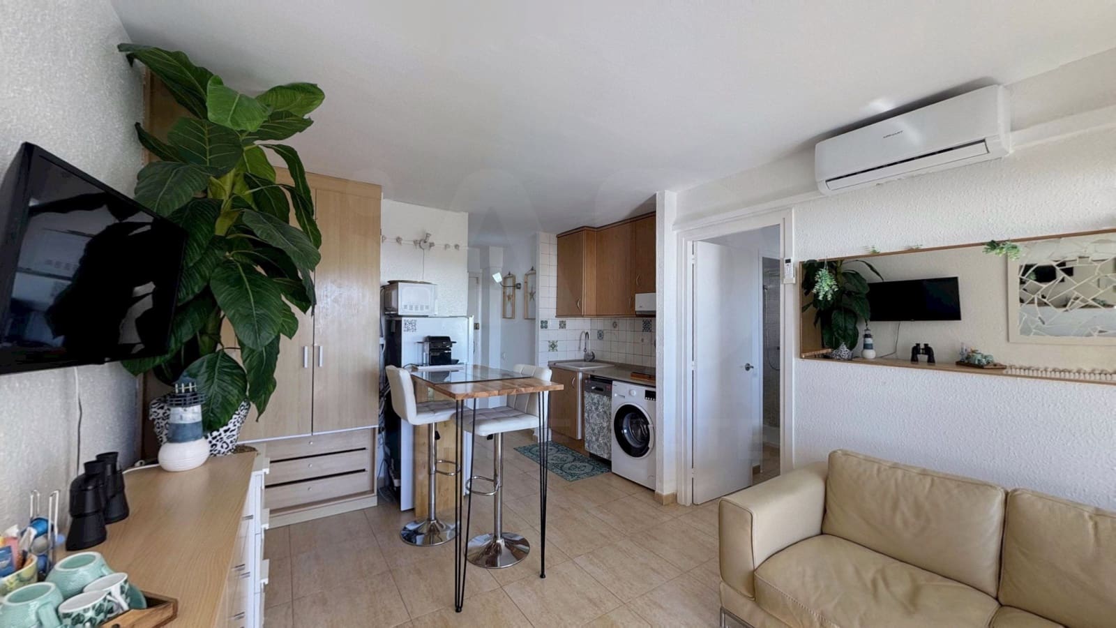 1 bedroom Apartment for sale in Salou with pool - € 175,000 (Ref: 10168500)
