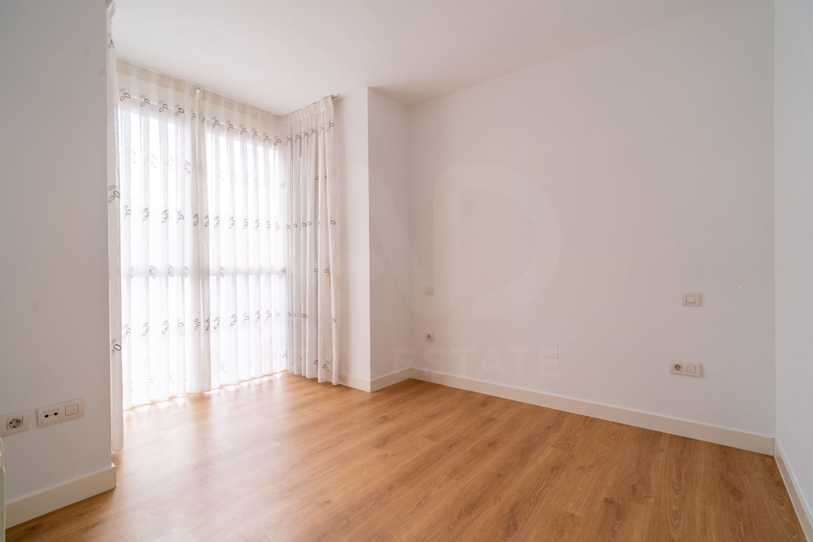 Apartamento de 3 habitaciones en Madrid ciudad en venta con piscina garaje - 510.000 € (Ref: 10168501)