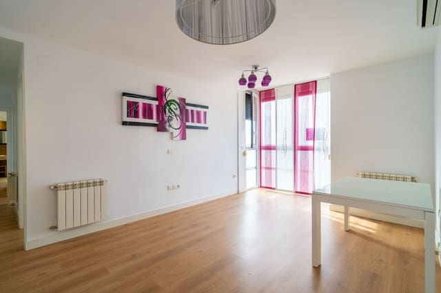 3 soveværelse Lejlighed til salg i Ensanche de Vallecas, Madrid by med swimmingpool garage - € 510.000 (Ref: 10168501)