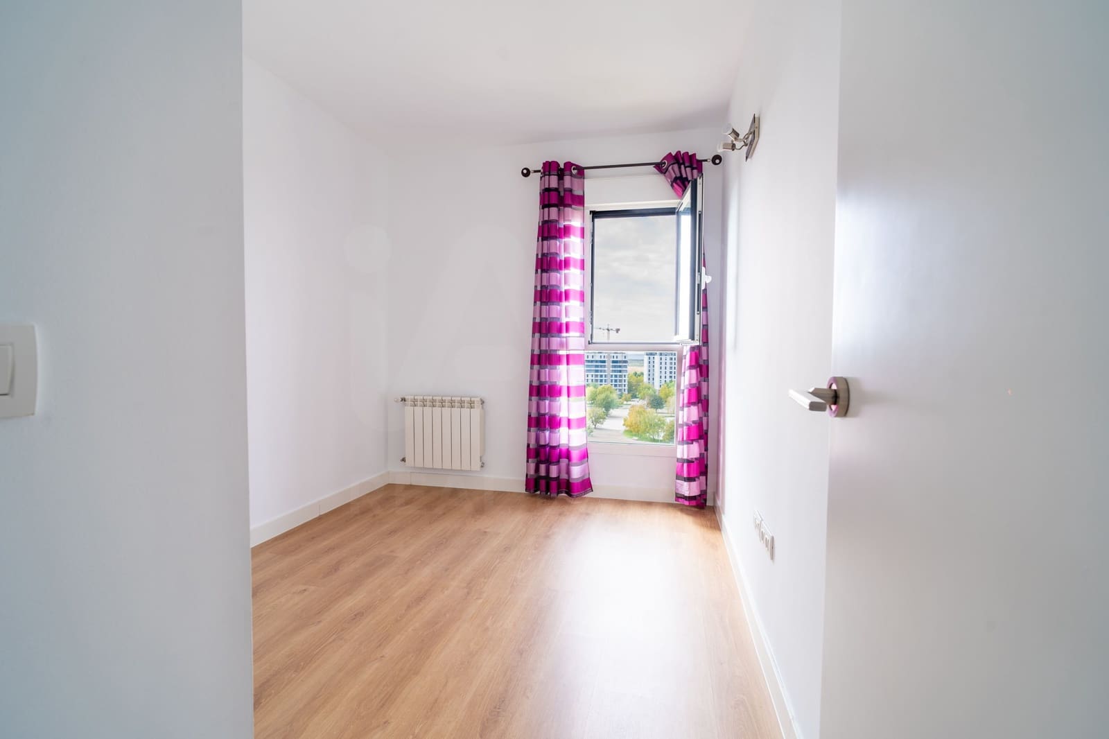 Apartamento de 3 habitaciones en Madrid ciudad en venta con piscina garaje - 510.000 € (Ref: 10168501)