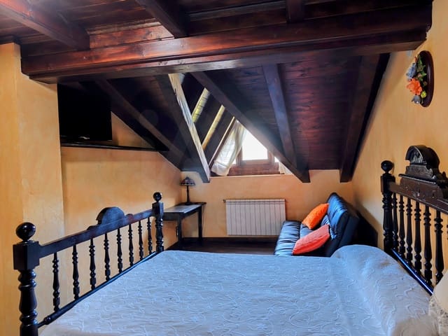 7 sypialnia Finka/Dom wiejski na sprzedaż w Les Valls de Valira z garażem - 685 000 € (Ref: 10168505)