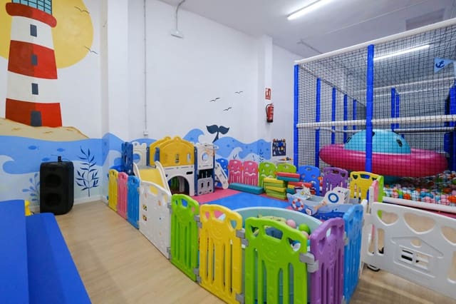 Commerciale in vendita in Palma de Mallorca - 55.000 € (Rif: 10169349)