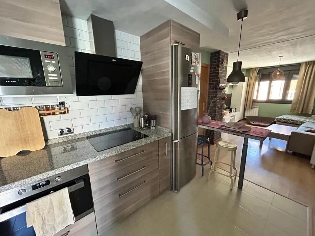 2 soverom Leilighet til salgs i Villaquilambre med garasje - € 140 000 (Ref: 10169354)