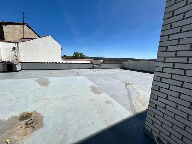 2 slaapkamer Appartement te koop in Villaquilambre met garage - € 140.000 (Ref: 10169354)