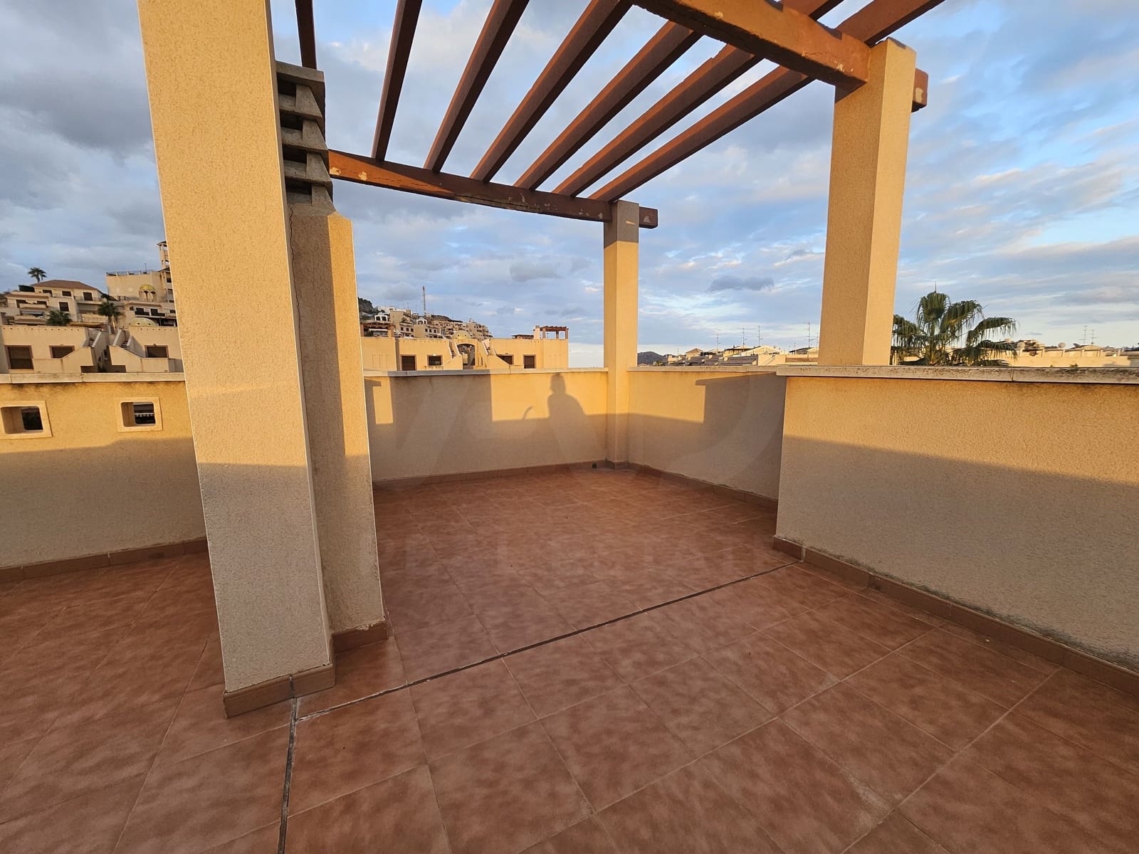 2 soverom Penthouse til salgs i Los Collados med svømmebasseng - € 135 000 (Ref: 10169357)