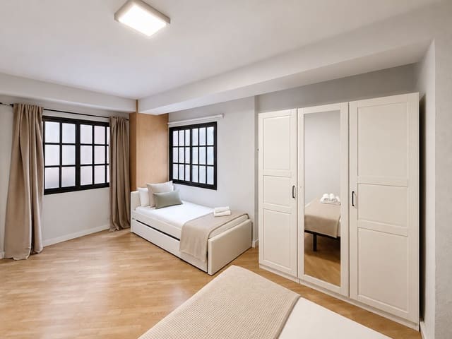2 sypialnia Apartament na sprzedaż w Centro Historico, Miasto Málaga - 395 000 € (Ref: 10169360)