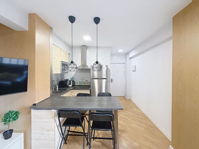 2 sypialnia Apartament na sprzedaż w Centro Historico, Miasto Málaga - 395 000 € (Ref: 10169360)
