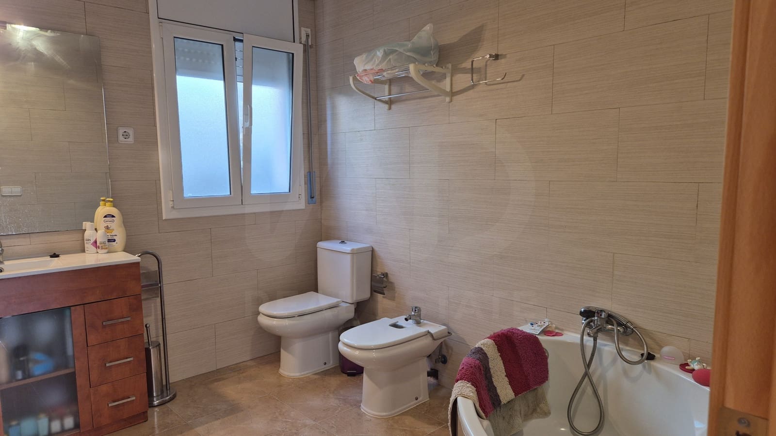 4 soverom Hus til salgs i Calafell med svømmebasseng garasje - € 369 000 (Ref: 10169366)