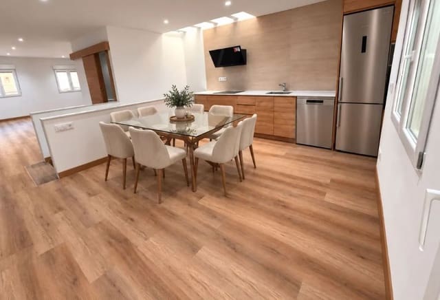 3 Zimmer Haus zu verkaufen in El Vendrell mit Pool Garage - 375.000 € (Ref: 10169368)