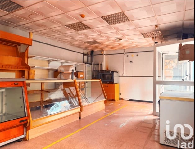 3 slaapkamer Commercieel te koop in Tarragona stad - € 35.000 (Ref: 10169370)