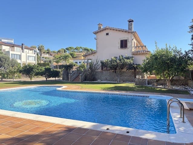 5 Zimmer Haus zu verkaufen in Mataró mit Pool Garage - 1.952.000 € (Ref: 10170451)
