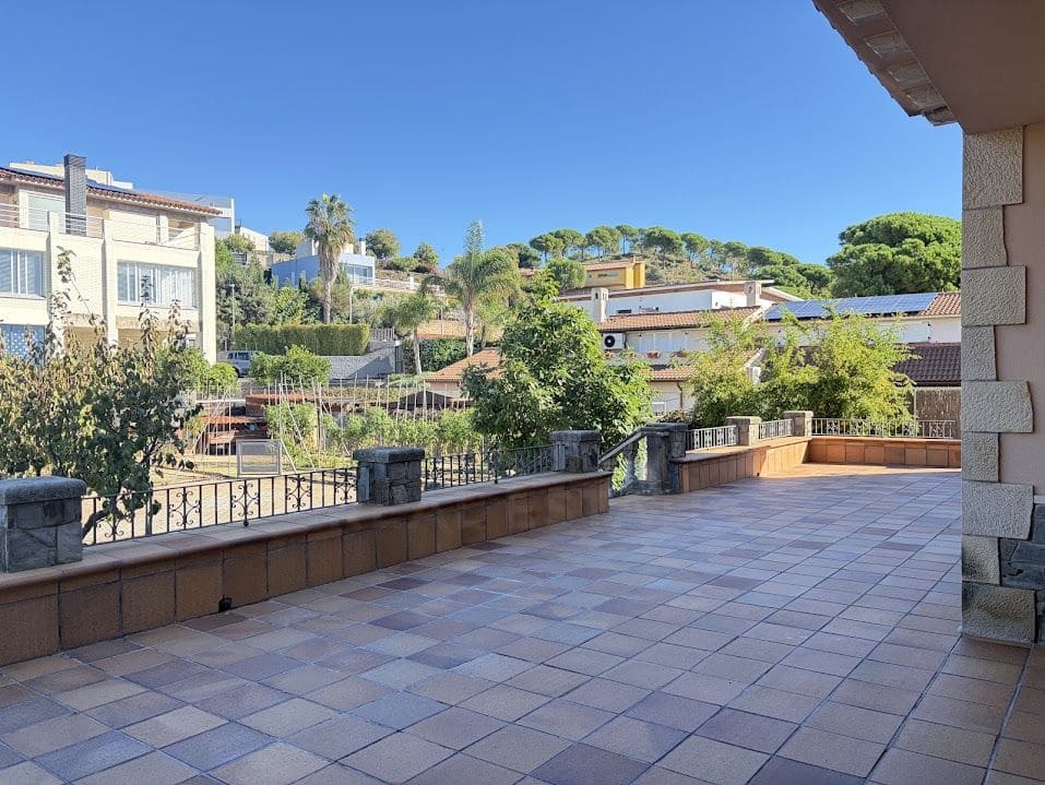 5 Zimmer Haus zu verkaufen in Mataro mit Pool Garage - 1.952.000 € (Ref: 10170451)