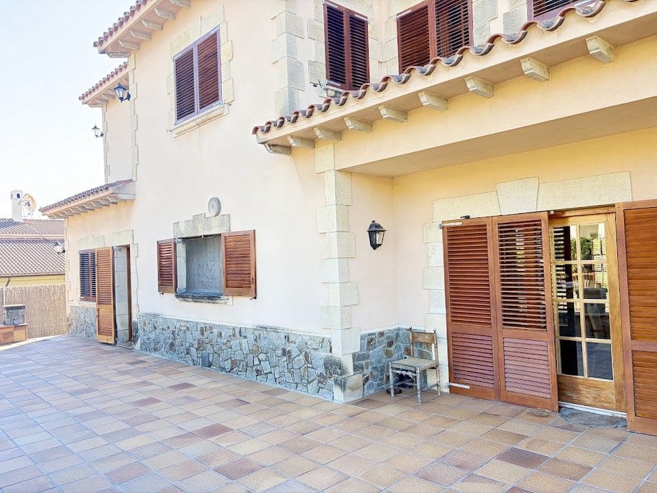 5 Zimmer Haus zu verkaufen in Mataro mit Pool Garage - 1.952.000 € (Ref: 10170451)