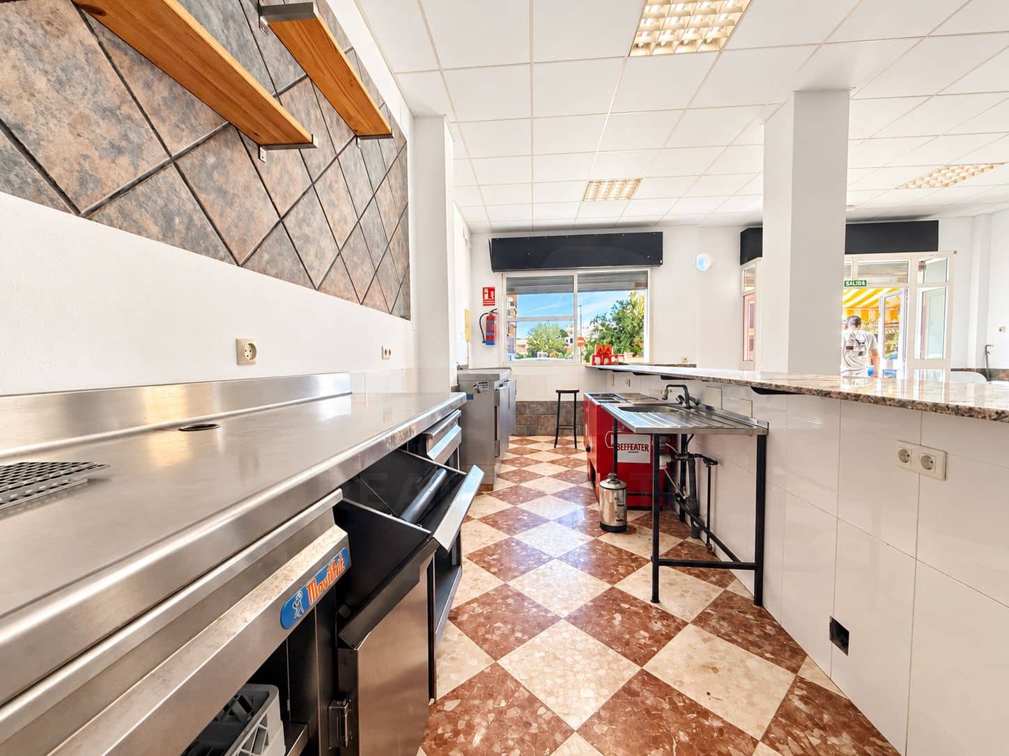 2 soveværelse Erhverv til leje i Huelva by - € 1.000 (Ref: 10170469)