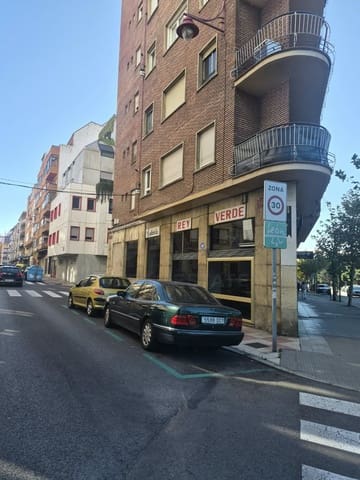 Local Comercial en León ciudad en venta - 199.000 € (Ref: 10171512)
