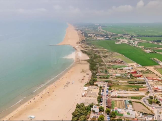 4 soverom Kjedet enebolig til salgs i Pinedo, Valencia by med garasje - € 680 000 (Ref: 10172761)