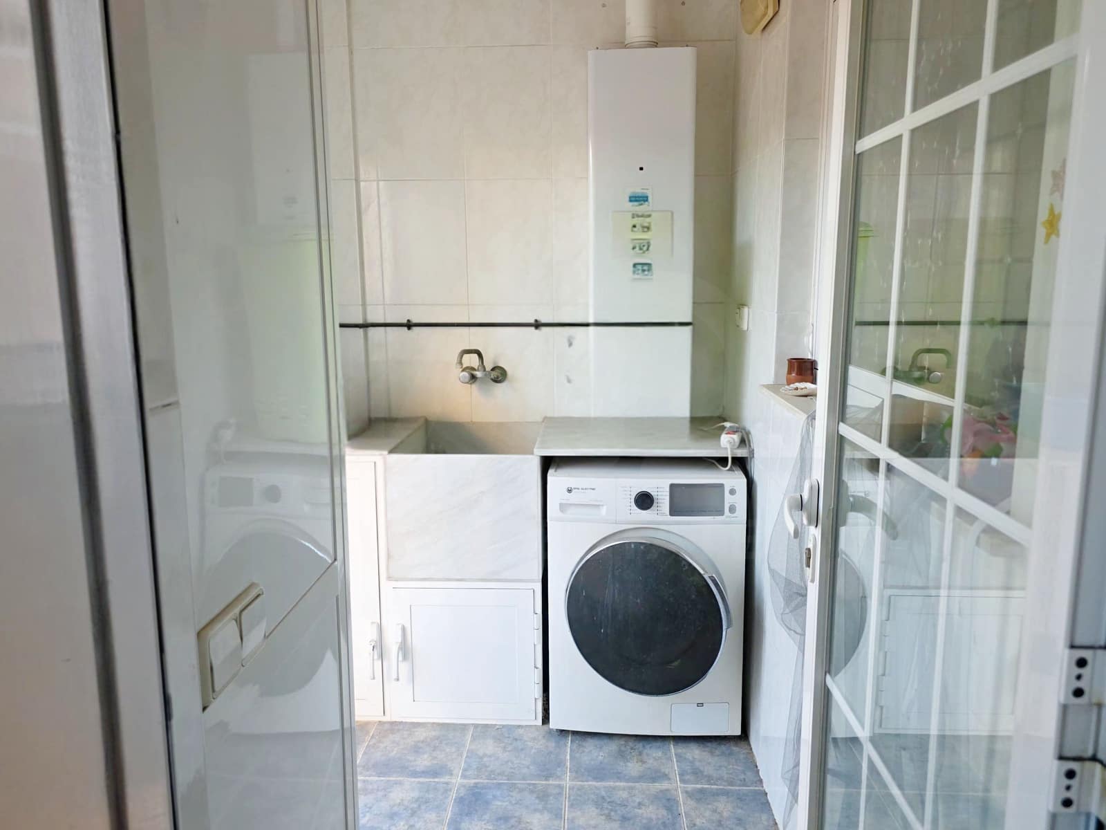 4 bedroom Semi-detached Villa for sale in Pinedo with garage - € 680,000 (Ref: 10172761)