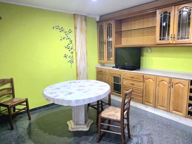 4 soverom Kjedet enebolig til salgs i Pinedo, Valencia by med garasje - € 680 000 (Ref: 10172761)