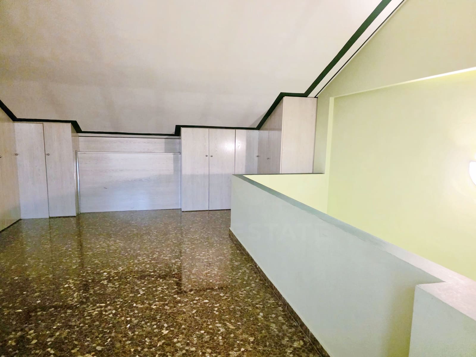 4 bedroom Semi-detached Villa for sale in Pinedo with garage - € 680,000 (Ref: 10172761)