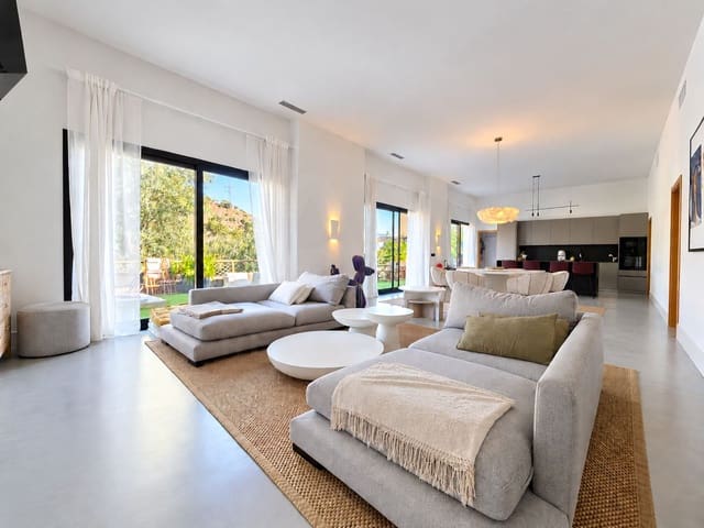 4 makuuhuone Huvila myytävänä paikassa La Mosca, Málaga kaupunki mukana uima-altaan - 1 150 000 € (Ref: 10172764)