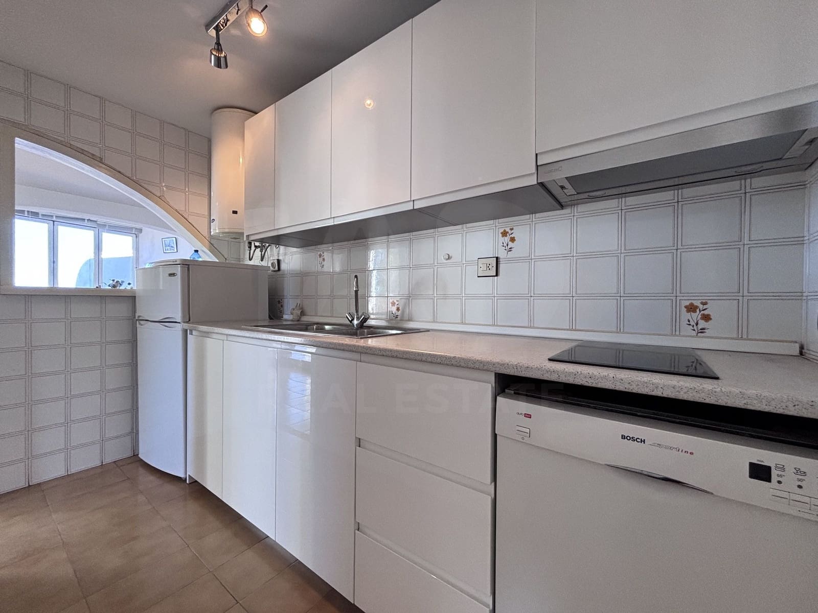 2 soverom Leilighet til salgs i Roses med garasje - € 349 000 (Ref: 10172765)