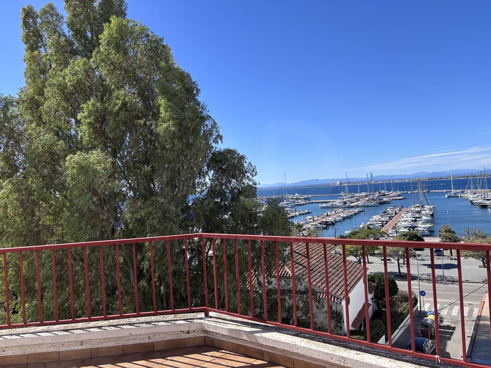 2 soverom Leilighet til salgs i Roses med garasje - € 349 000 (Ref: 10172765)