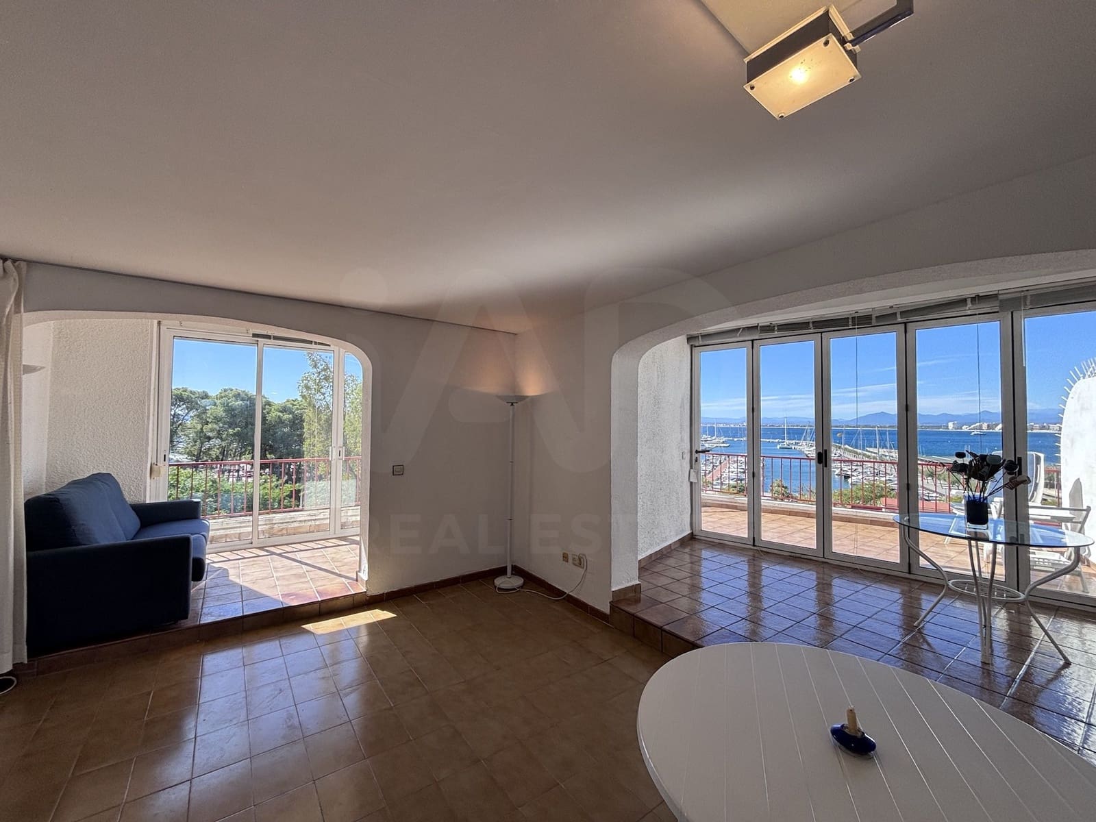 2 soverom Leilighet til salgs i Roses med garasje - € 349 000 (Ref: 10172765)