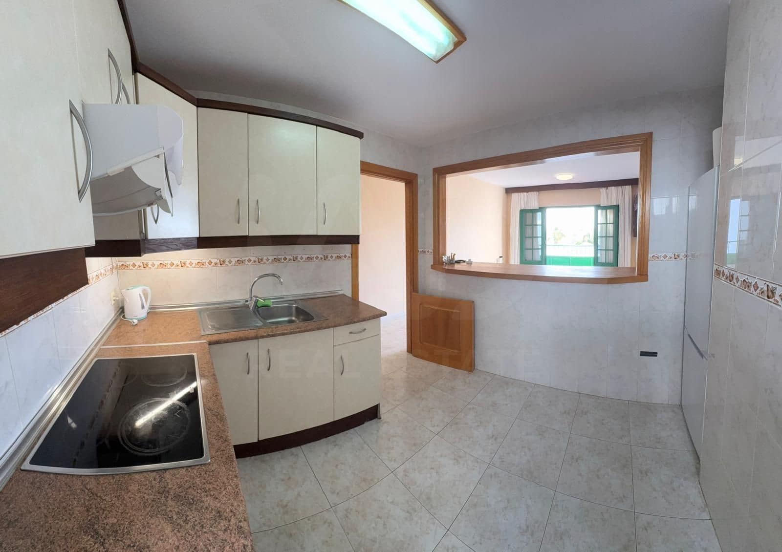 2 sypialnia Apartament na sprzedaż w Costa Teguise z basenem garażem - 295 000 € (Ref: 10172770)