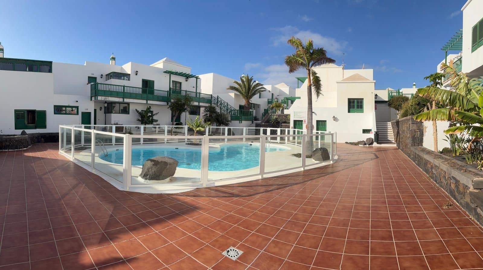 2 sypialnia Apartament na sprzedaż w Costa Teguise z basenem garażem - 295 000 € (Ref: 10172770)