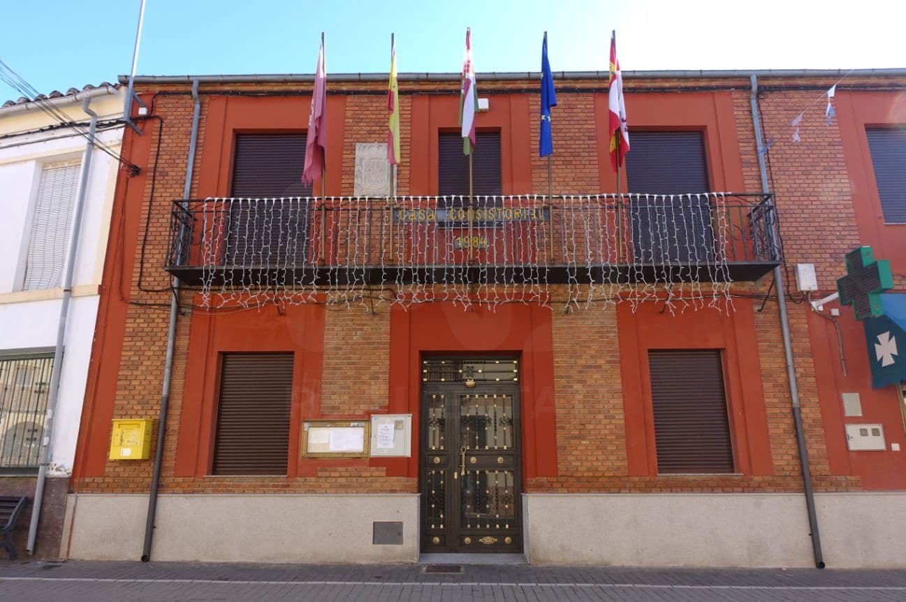 Hus til salgs i Villares de Orbigo - € 64 800 (Ref: 10173089)