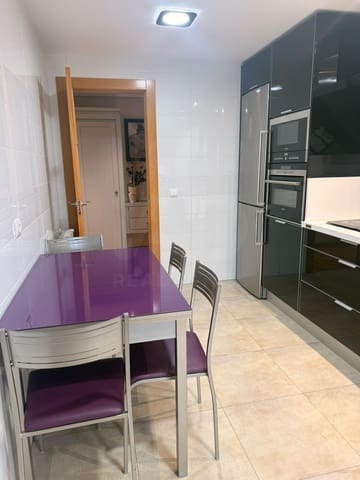 3 slaapkamer Appartement te koop in Villaquilambre met garage - € 245.000 (Ref: 10173091)