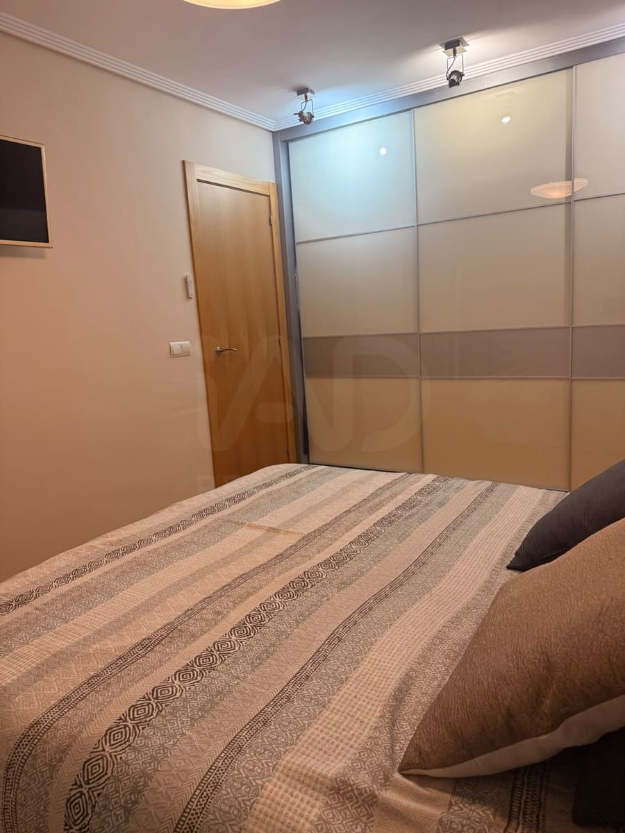 3 soverom Leilighet til salgs i Villaquilambre med garasje - € 245 000 (Ref: 10173091)