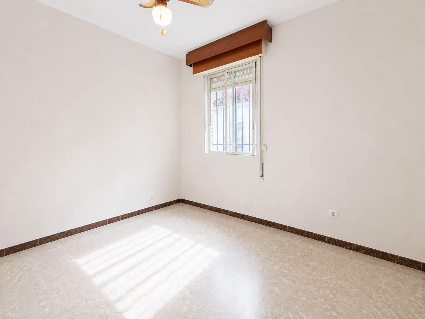 4 bedroom Townhouse for sale in Palma del Rio - € 140,000 (Ref: 10173094)