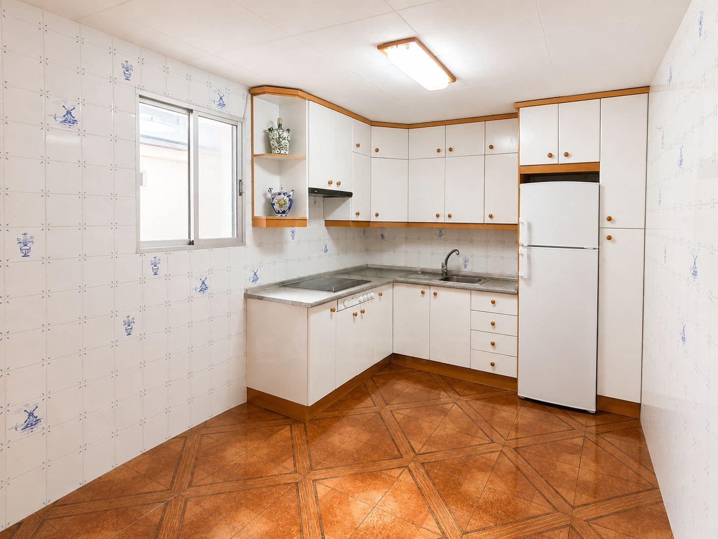 4 bedroom Townhouse for sale in Palma del Rio - € 140,000 (Ref: 10173094)
