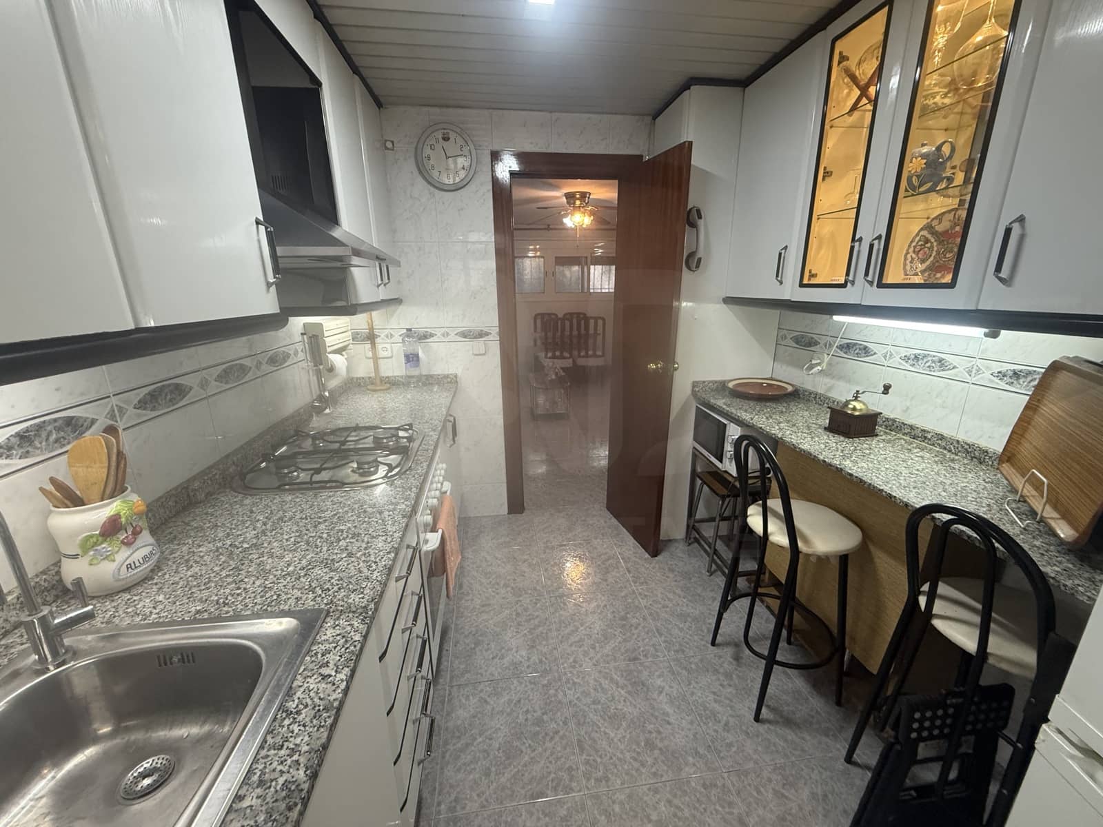 3 soverom Leilighet til salgs i L'Hospitalet de Llobregat - € 189 000 (Ref: 10173095)