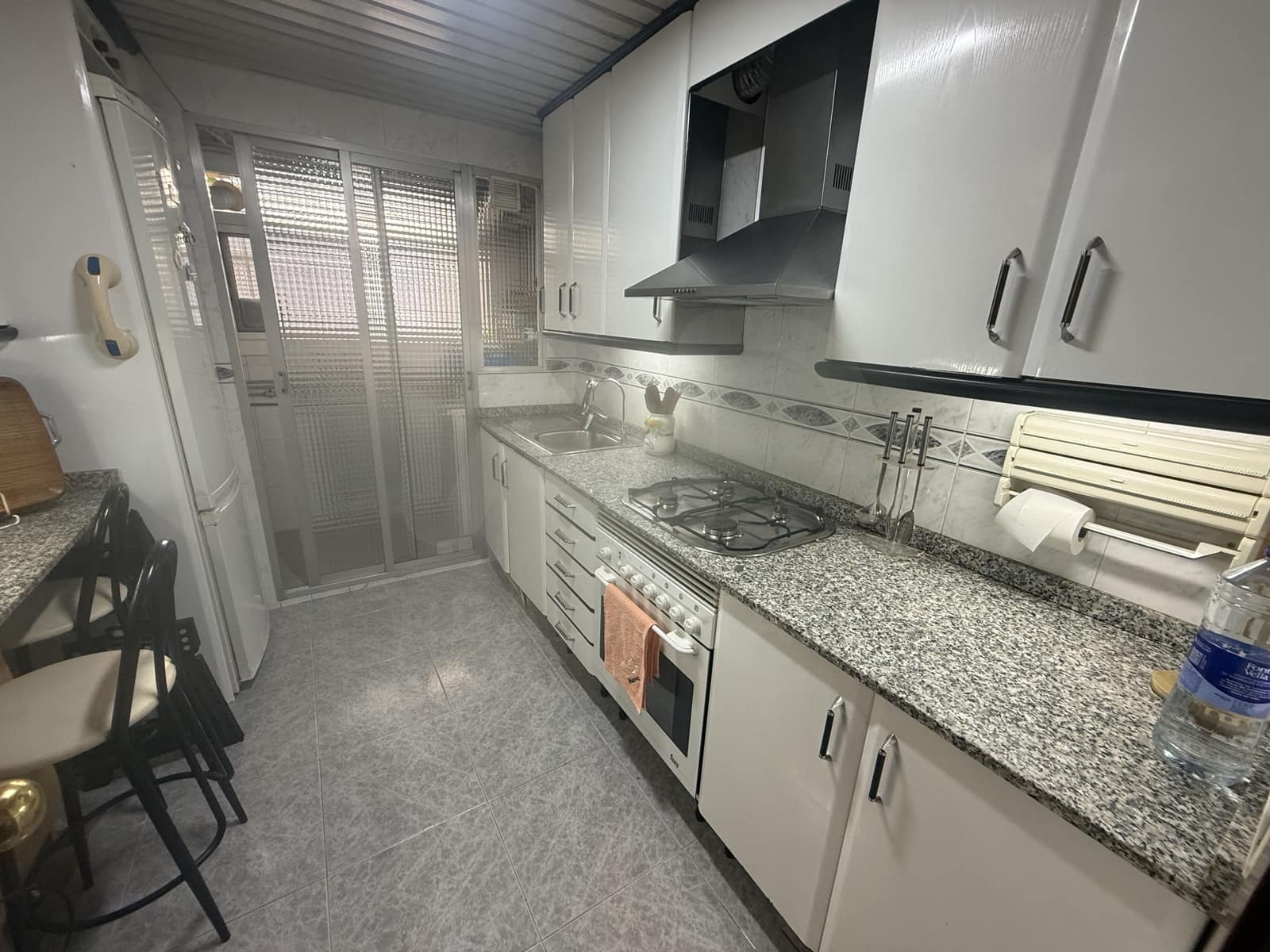 3 soverom Leilighet til salgs i L'Hospitalet de Llobregat - € 189 000 (Ref: 10173095)