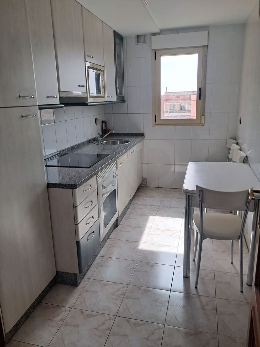 4 chambre Appartement à vendre à San Andres del Rabanedo avec garage - 240 000 € (Ref: 10173097)