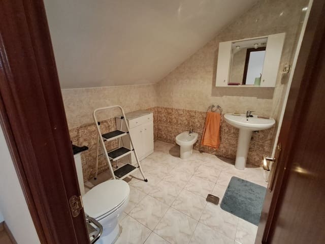 4 soveværelse Lejlighed til salg i San Andrés del Rabanedo med garage - € 240.000 (Ref: 10173097)
