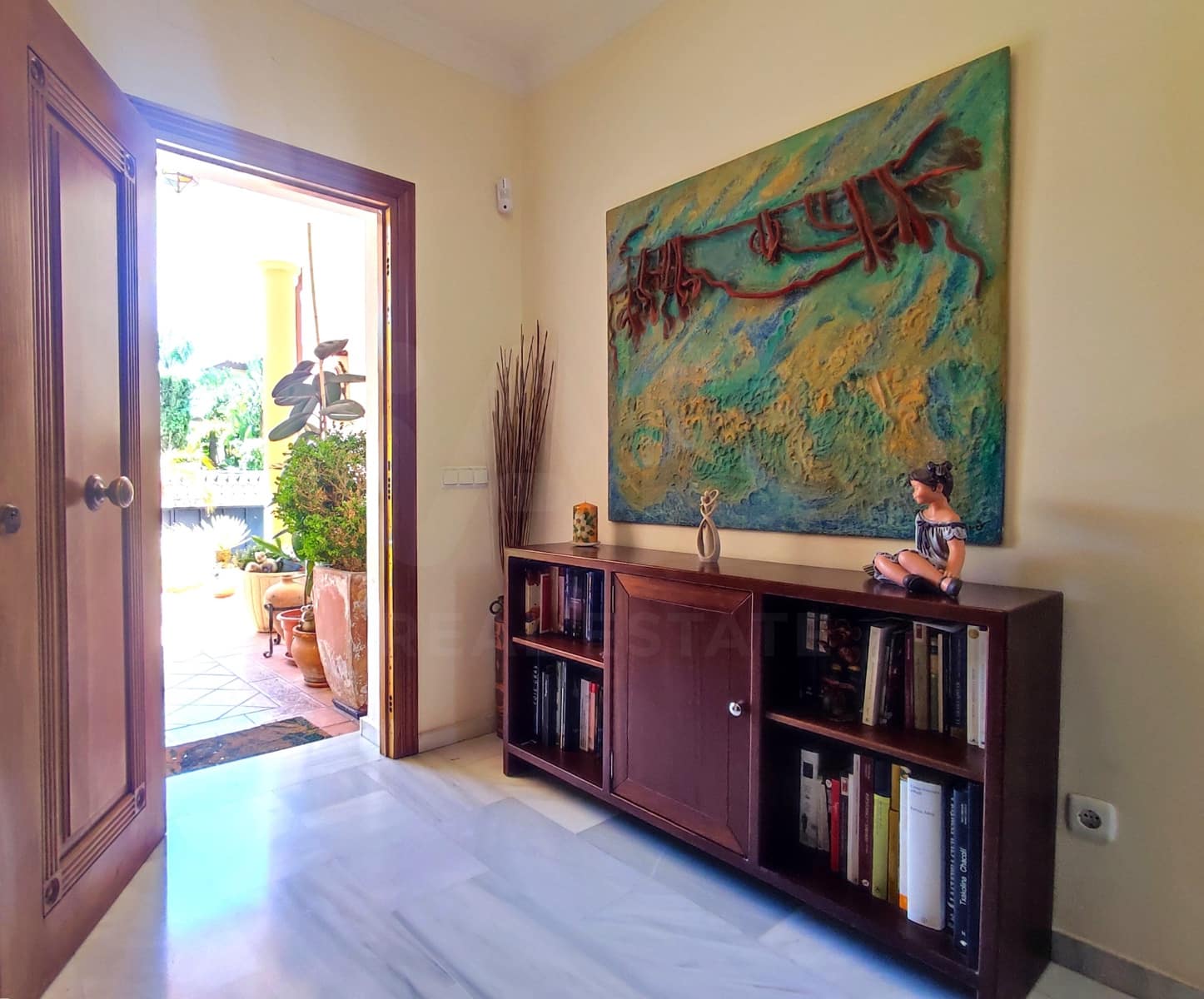 4 sypialnia Dom na sprzedaż w Marbella z basenem garażem - 1 570 000 € (Ref: 10173098)