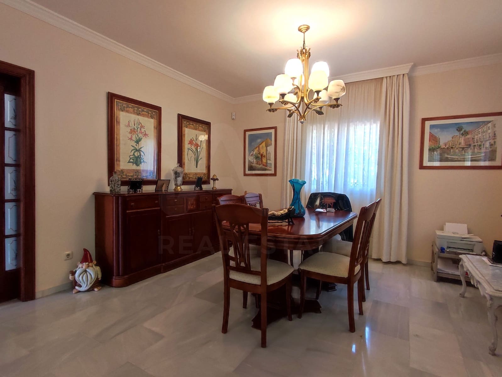 4 sypialnia Dom na sprzedaż w Marbella z basenem garażem - 1 570 000 € (Ref: 10173098)