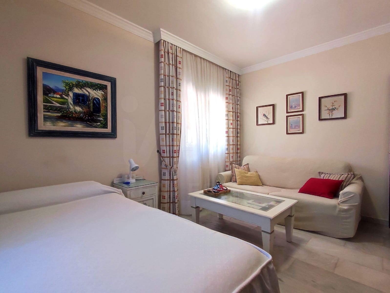 4 sypialnia Dom na sprzedaż w Marbella z basenem garażem - 1 570 000 € (Ref: 10173098)